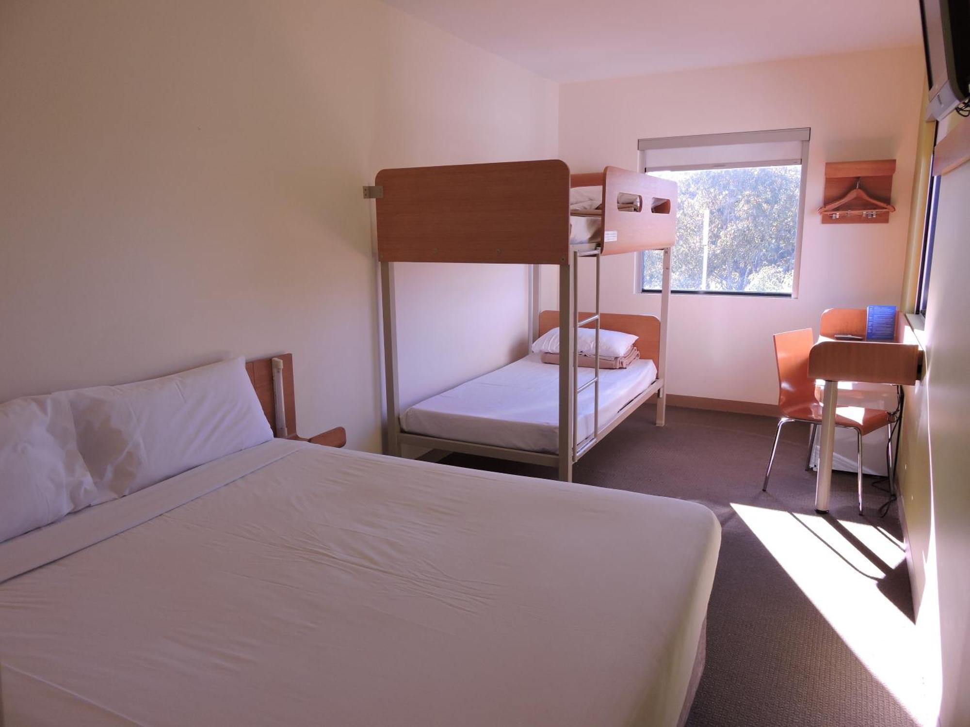 Ibis Budget Sydney Olympic Park Exterior foto