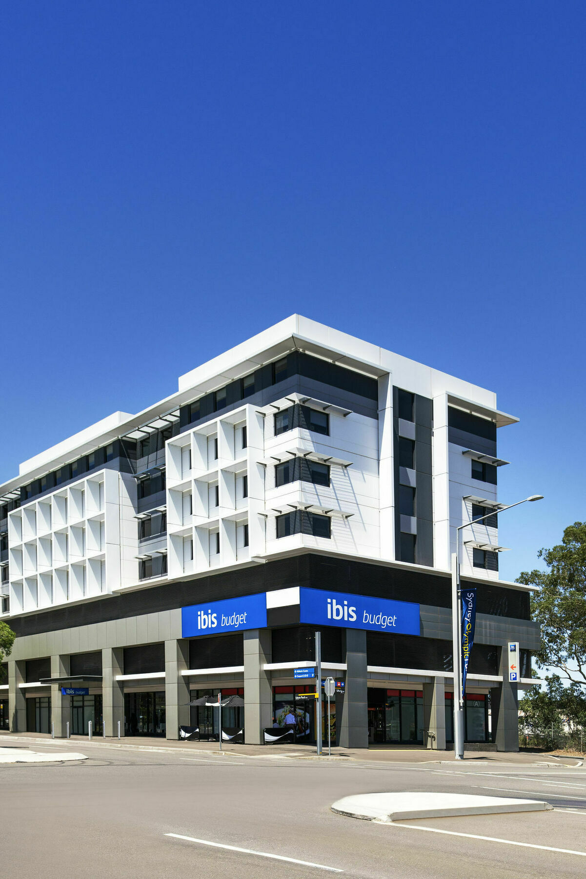 Ibis Budget Sydney Olympic Park Exterior foto