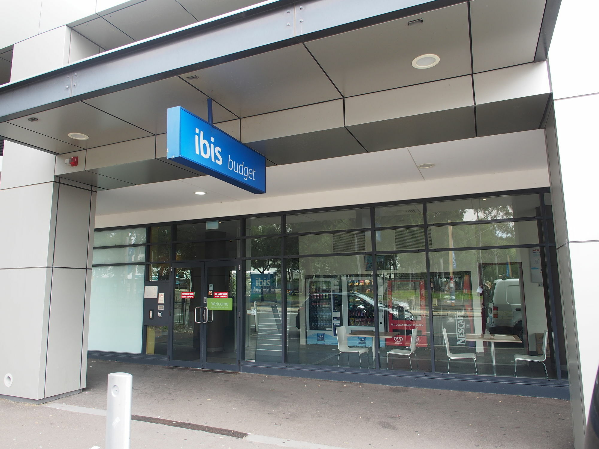 Ibis Budget Sydney Olympic Park Exterior foto